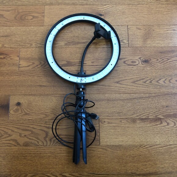 Led Ring Light with stand - Picture 3 of 3